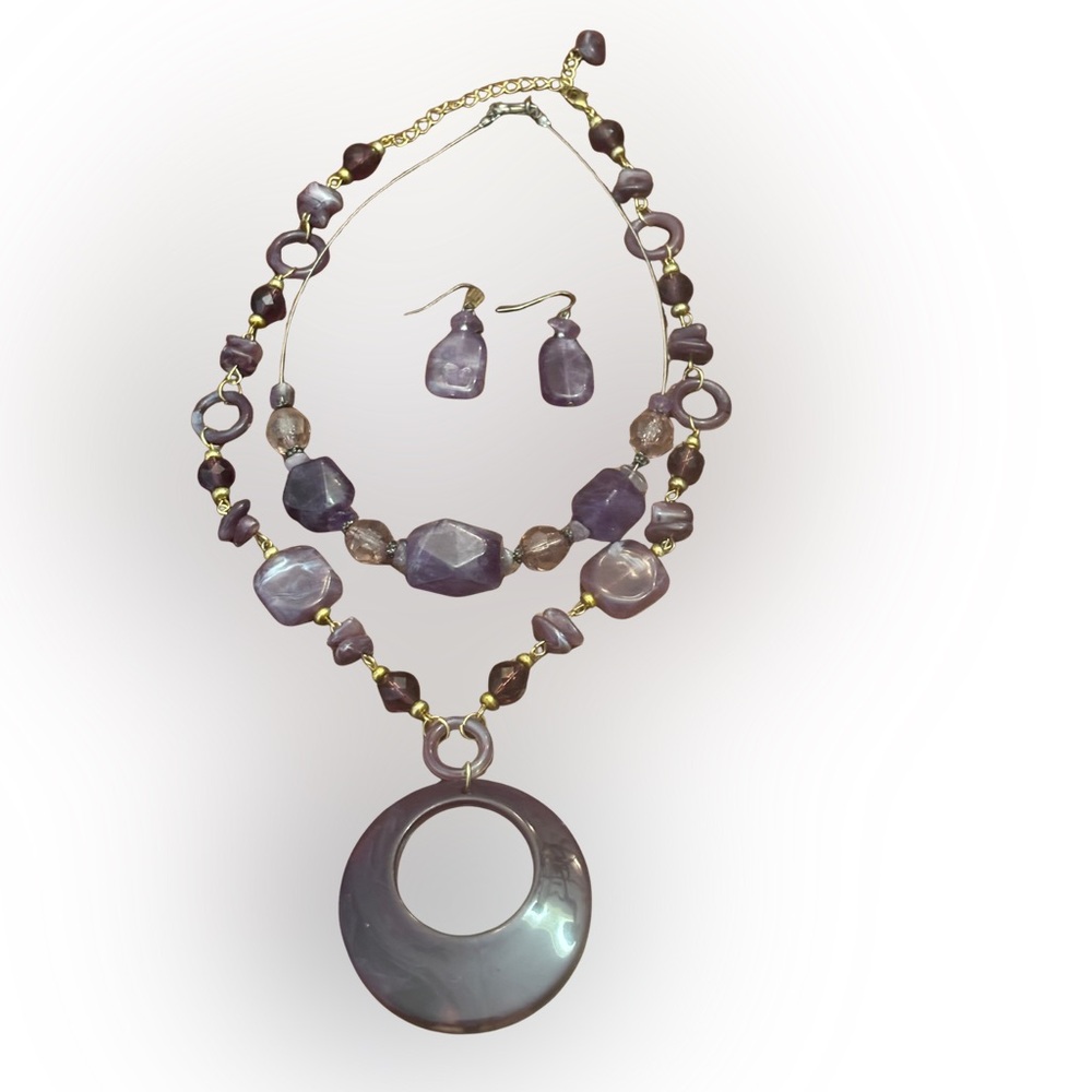 Pretty Amethyst purple stone necklace set with matching fish hook earrings